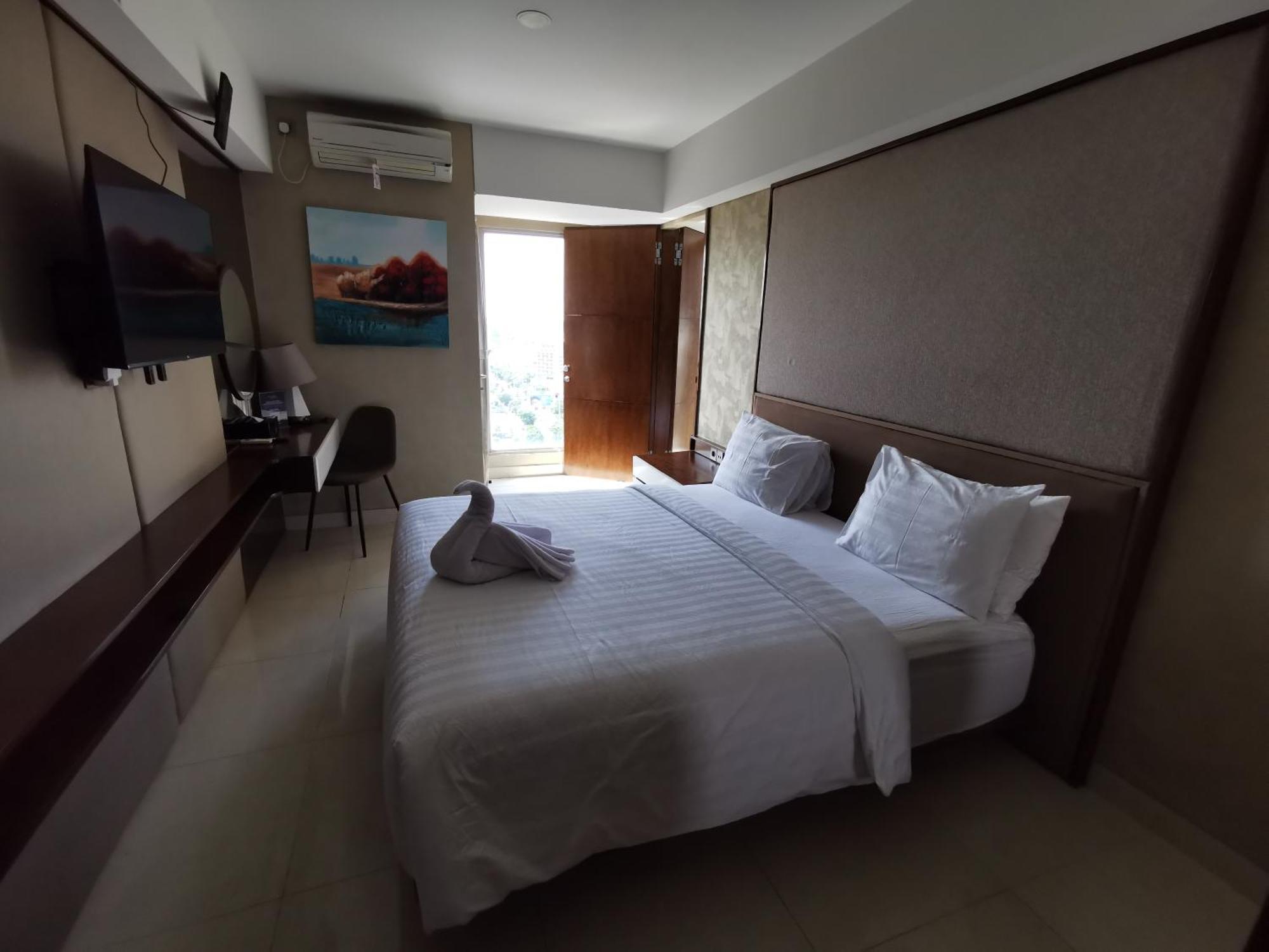 Warhol Simpang Lima Apartment *